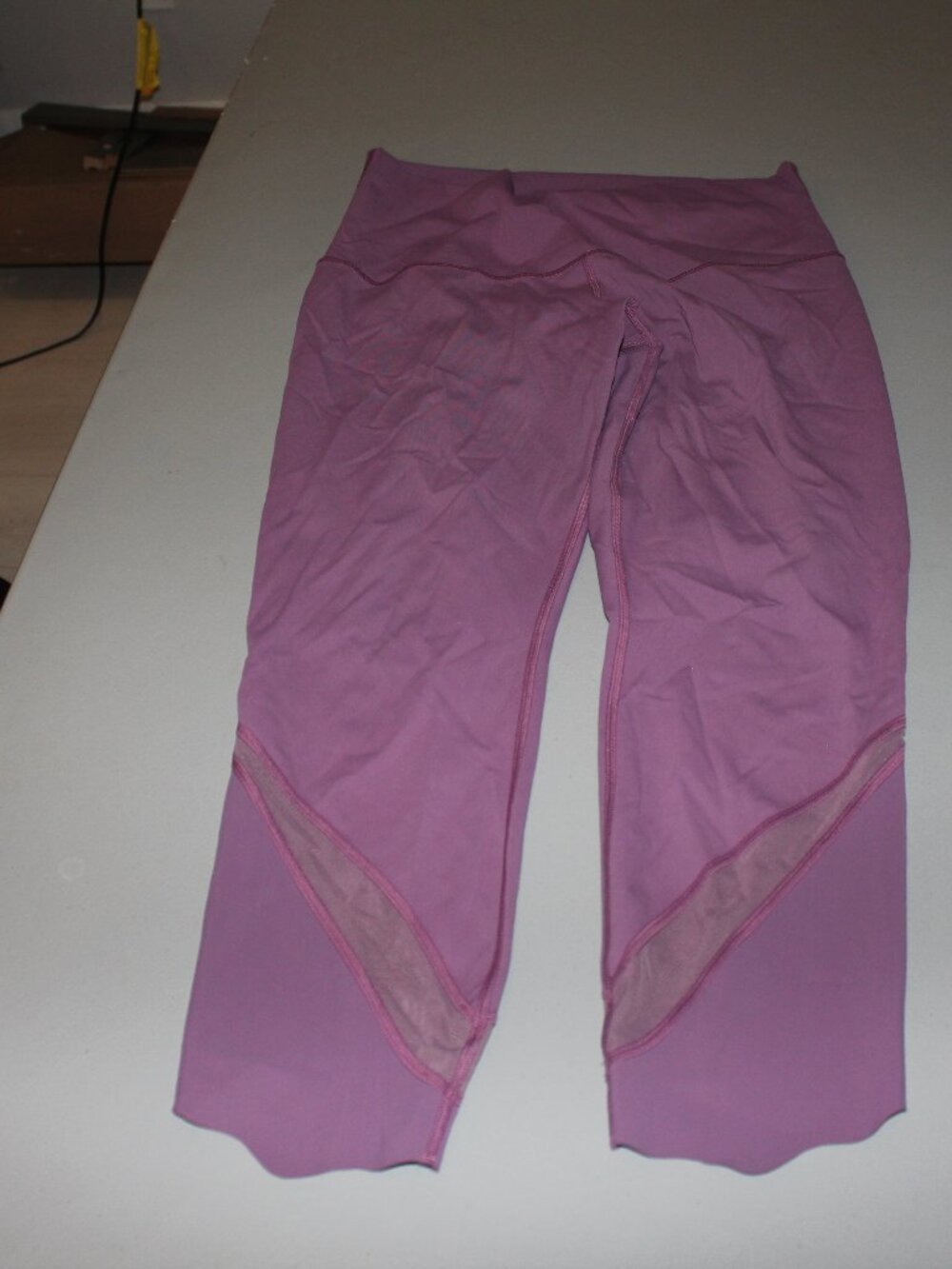 Purple Lululemon Wunder Under Scallop Legging Size 10